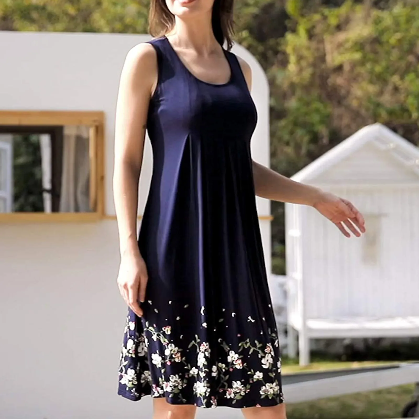 2021 Loose Casual Print O-neck Sleeveless Summer Plus Size Women Dress Classic Tank Beach Dresses A40
2021 Loose Casual Print O-neck Sleeveless Summer Plus Size Women Dress Classic Tank Beach Dresses A40