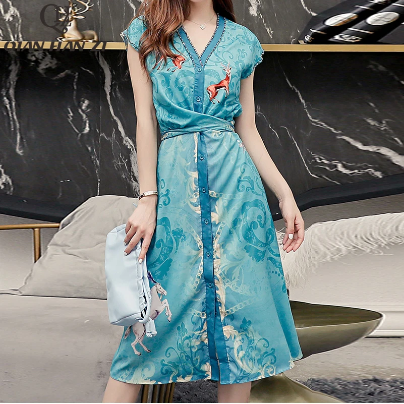 Qian Han Zi designer fashion dress Women's V-neck elegant blue print luxury beading slim dress
Qian Han Zi designer fashion dress Women's V-neck elegant blue print luxury beading slim dress