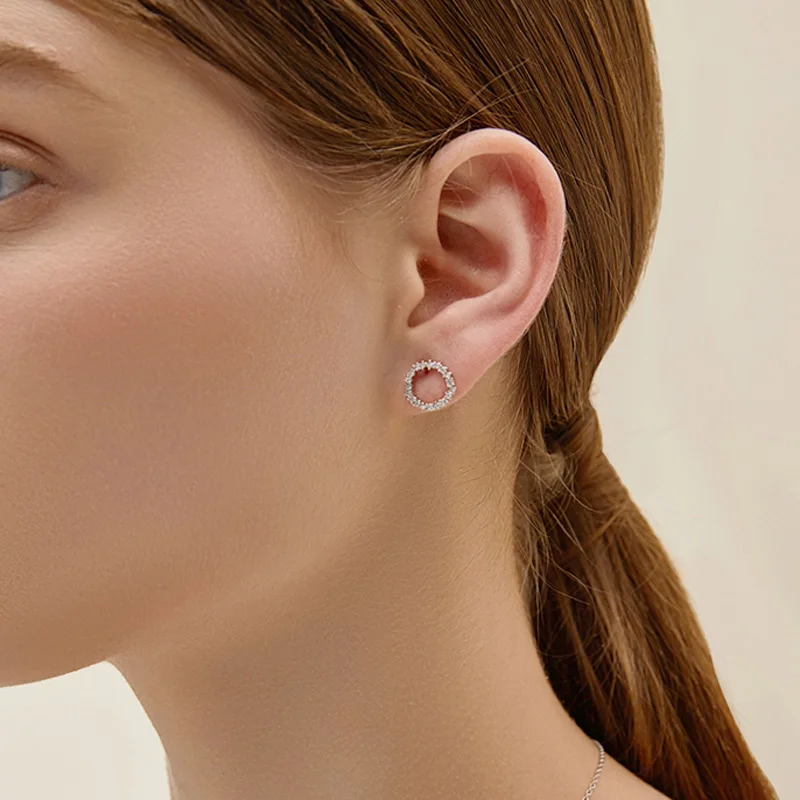 Trendy 925 Sterling Silver Round Necklace Set Shiny Full Zircon Circle Pendant Necklaces Gift For Women Fine Accessories NK069
Trendy 925 Sterling Silver Round Necklace Set Shiny Full Zircon Circle Pendant Necklaces Gift For Women Fine Accessories NK069