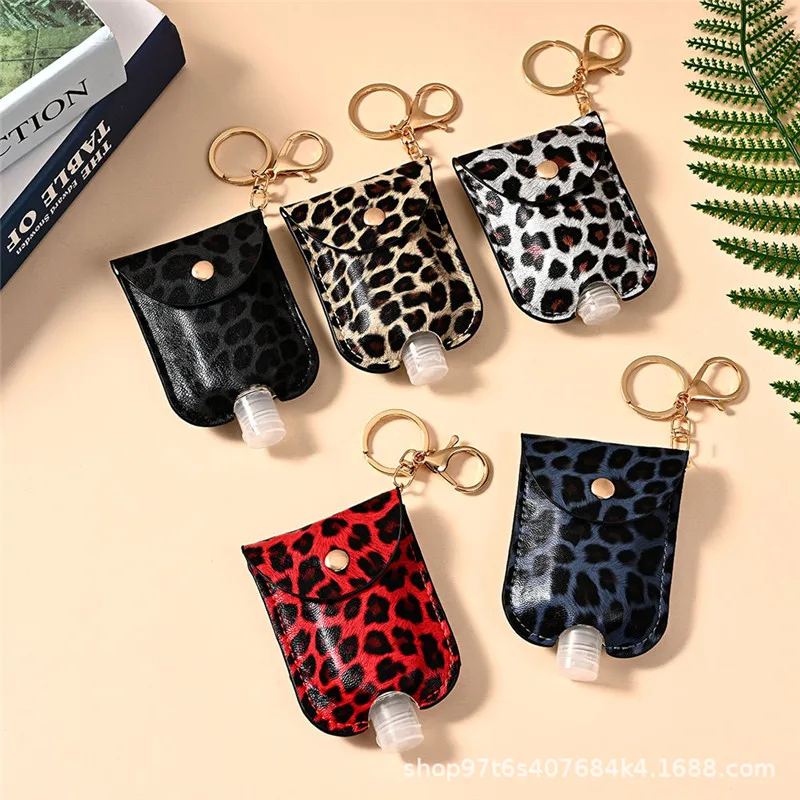 30ml Hand Sanitizer Leather Case Key Holder Travel Bottle Refillable Containers Flip Cap Reusable Bottles Keychain Carrier
30ml Hand Sanitizer Leather Case Key Holder Travel Bottle Refillable Containers Flip Cap Reusable Bottles Keychain Carrier