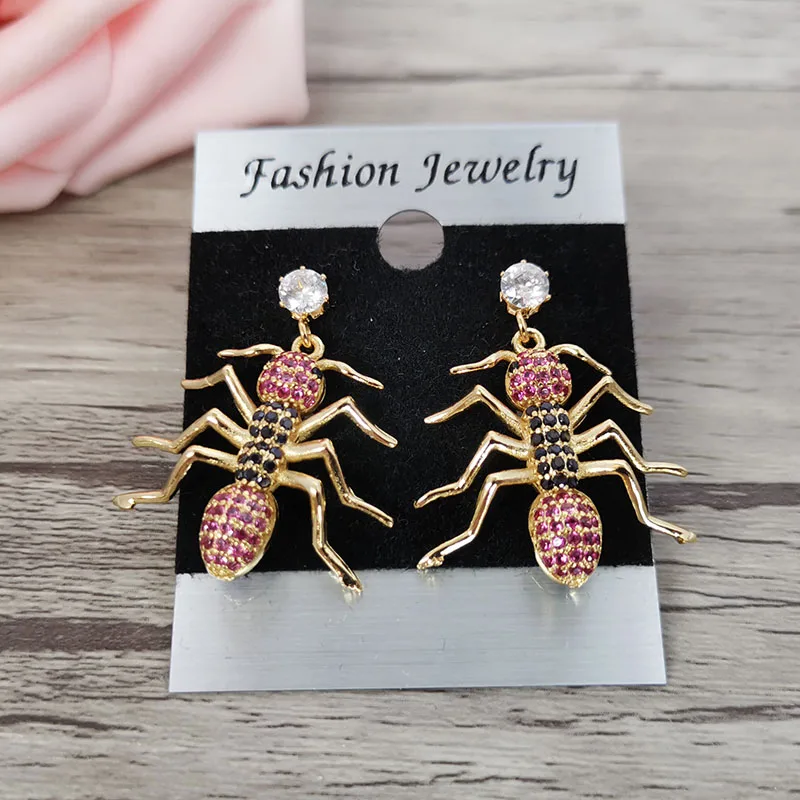 1 Pair Micro Pave Crystal CZ Gold Ant Insect Charm Dangle Earrings For Women Fashion Jewelry Good Gift ER1111
1 Pair Micro Pave Crystal CZ Gold Ant Insect Charm Dangle Earrings For Women Fashion Jewelry Good Gift ER1111