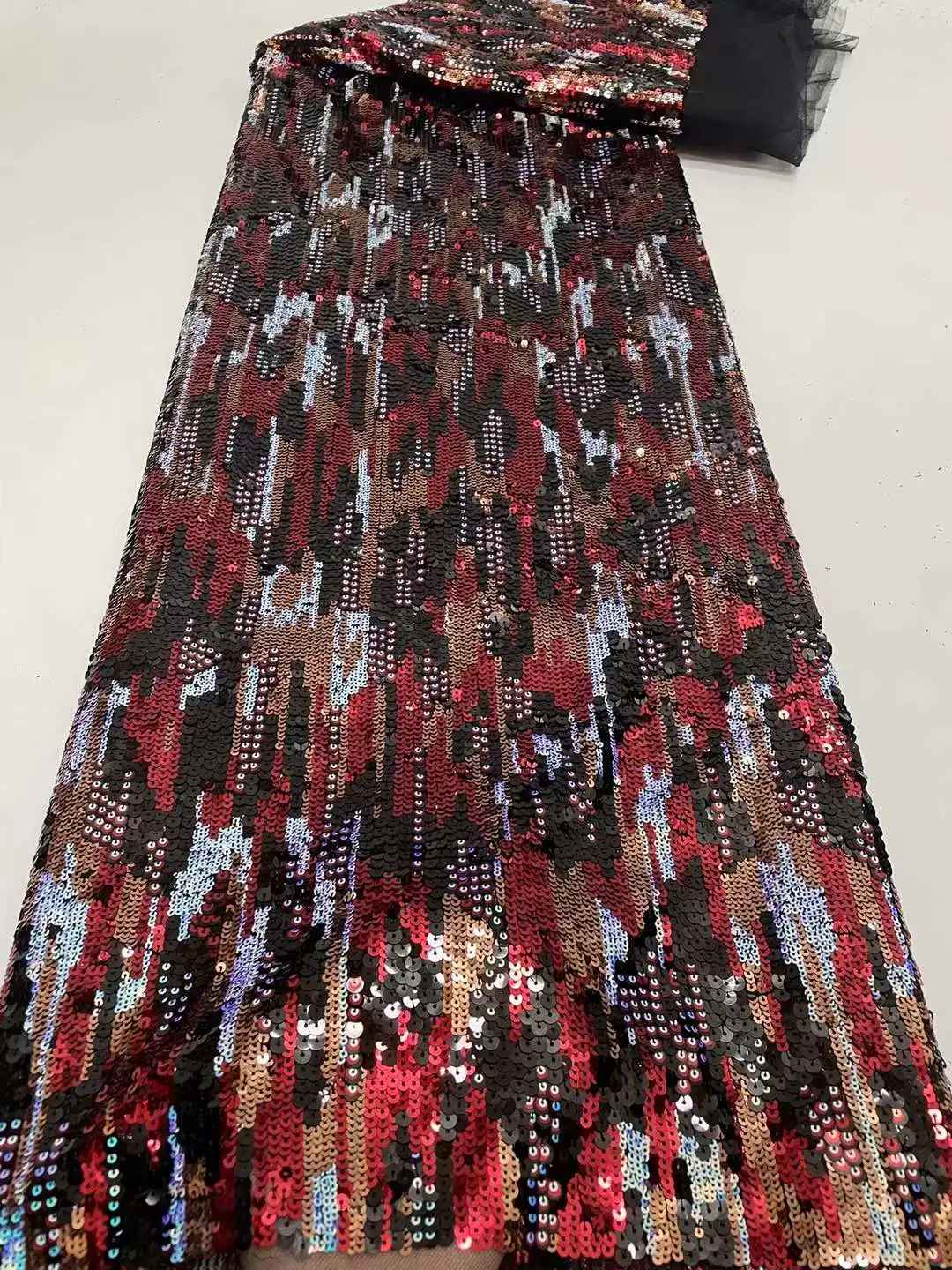 2021 African Lace Fabric Sequins High Quality African Tulle Lace Fabrics Sewing Machine French Lace Fabric For Dress DPK1-3
2021 African Lace Fabric Sequins High Quality African Tulle Lace Fabrics Sewing Machine French Lace Fabric For Dress DPK1-3