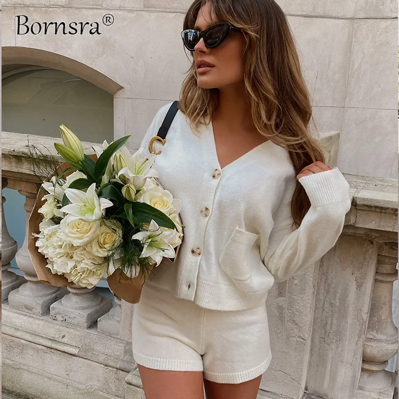 Bornsra 2021 Autumn Cross-border Women's Casual Solid Color Pocket V-neck Sweater Cardigan Knitted Shorts Two-piece Suit
Bornsra 2021 Autumn Cross-border Women's Casual Solid Color Pocket V-neck Sweater Cardigan Knitted Shorts Two-piece Suit