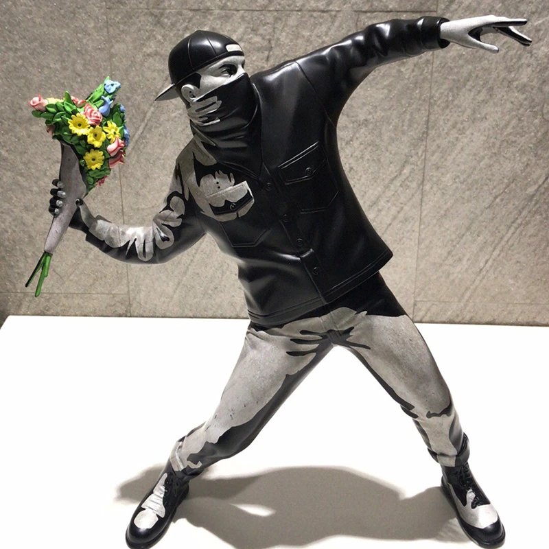 Modern Art Banksy Flower Bomber Resin Figurine England Street Art Sculpture Statue Bomber Polystone Figure Collectible Art
Modern Art Banksy Flower Bomber Resin Figurine England Street Art Sculpture Statue Bomber Polystone Figure Collectible Art
