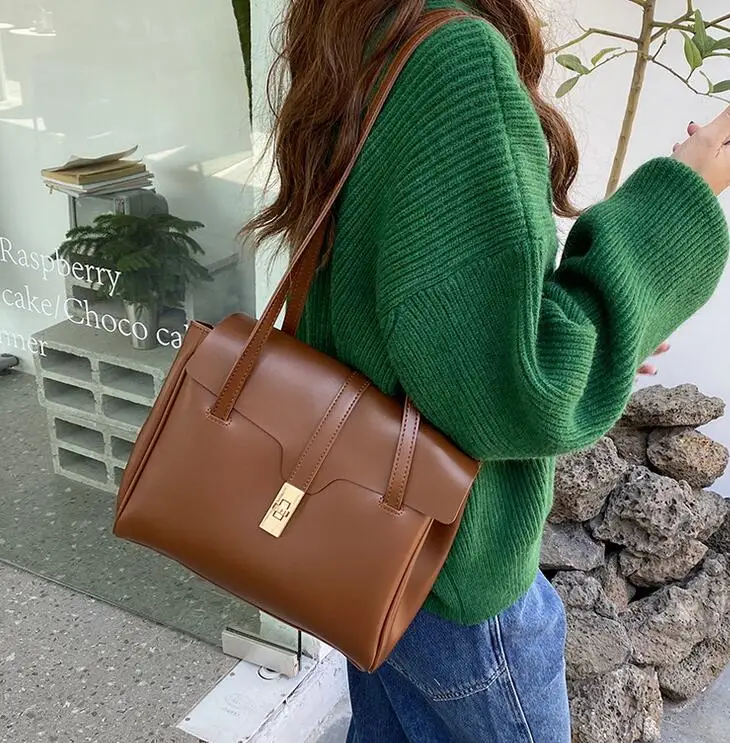 Vintage Women Handbag Large Capacity Pu Leather Shoulder Bags for Female Casual Totes Travel Ladies Hand Bag Brown Big Tote
Vintage Women Handbag Large Capacity Pu Leather Shoulder Bags for Female Casual Totes Travel Ladies Hand Bag Brown Big Tote