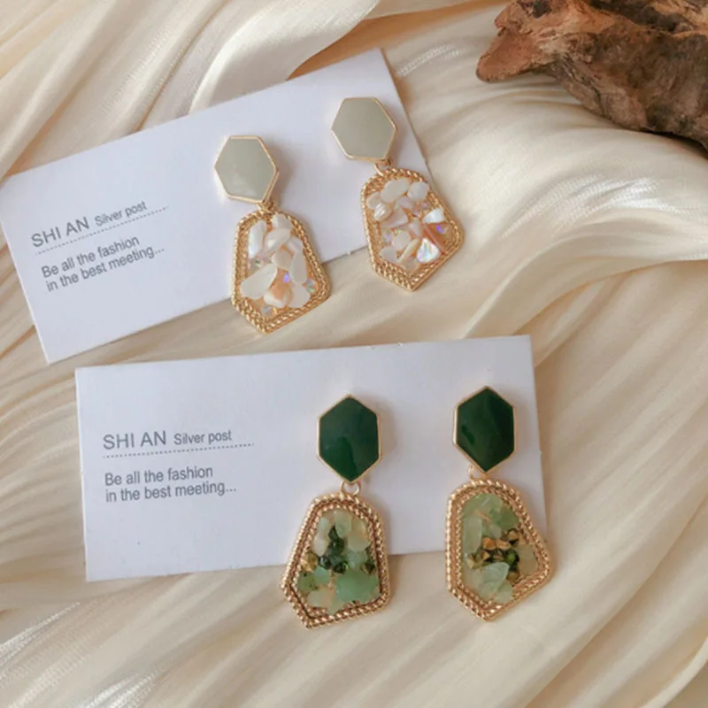 Geometric Inlaid Earrings Retro French Niche Design Inlaid With Gems And Gravel Ins Simple Earrings Girl Gifts For Friends
Geometric Inlaid Earrings Retro French Niche Design Inlaid With Gems And Gravel Ins Simple Earrings Girl Gifts For Friends