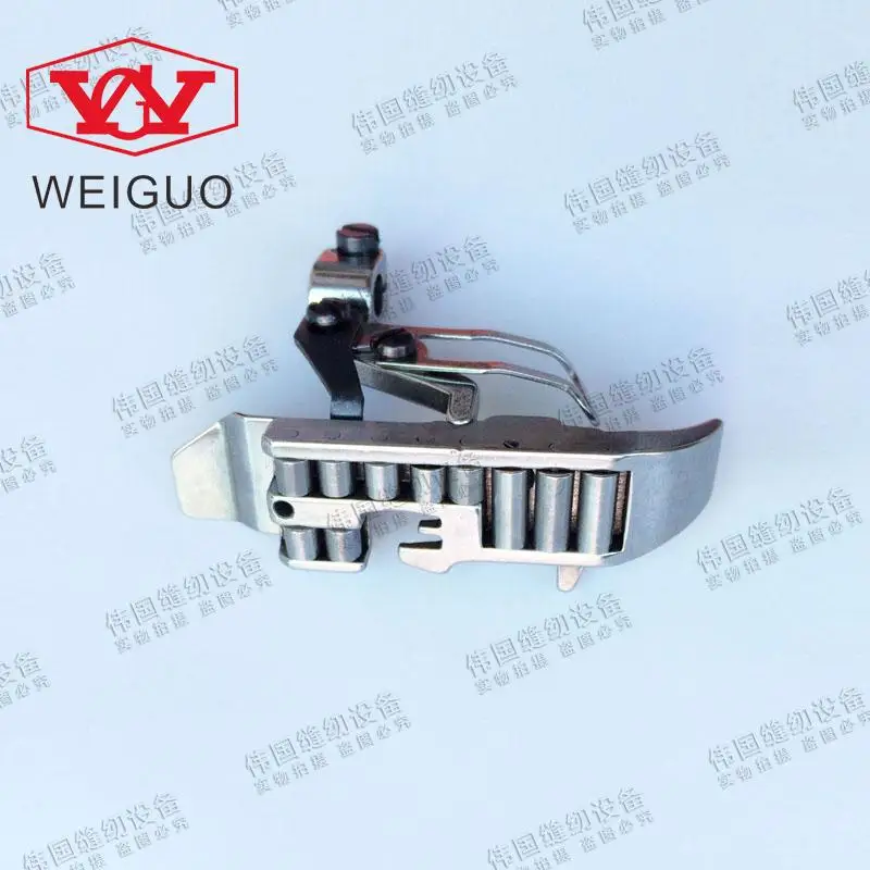 PEGASUS Pegasus EX5200 foot roller presser foot for leather bag seam Captain handle four wire presser foot 274018-92B
PEGASUS Pegasus EX5200 foot roller presser foot for leather bag seam Captain handle four wire presser foot 274018-92B