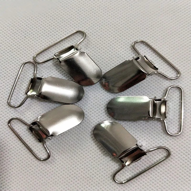 100pcs 30MM Metal Suspender Paci Pacifier Clips Ribbon Craft Sewing Tool Garment Accessories Silve Clips Lead
100pcs 30MM Metal Suspender Paci Pacifier Clips Ribbon Craft Sewing Tool Garment Accessories Silve Clips Lead