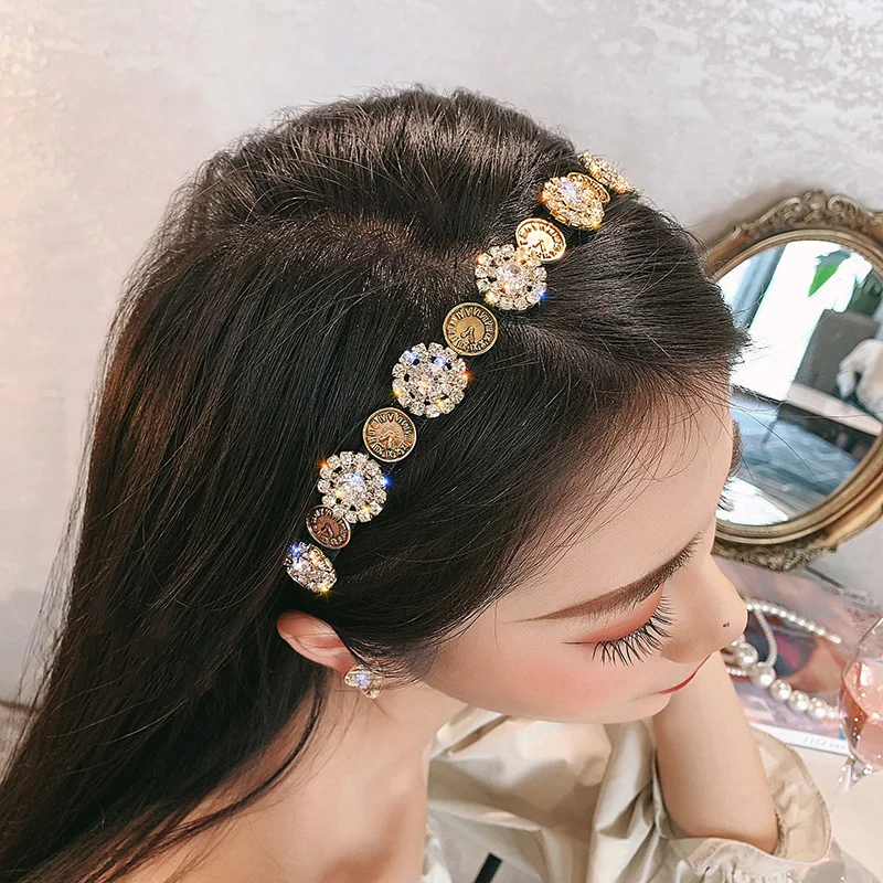 Luxury Retro Rhinestone Hairband Women Black Vintage Baroque Court Hair Accessories Elegant Lady Headwear Jewelry Korean Fashion
Luxury Retro Rhinestone Hairband Women Black Vintage Baroque Court Hair Accessories Elegant Lady Headwear Jewelry Korean Fashion