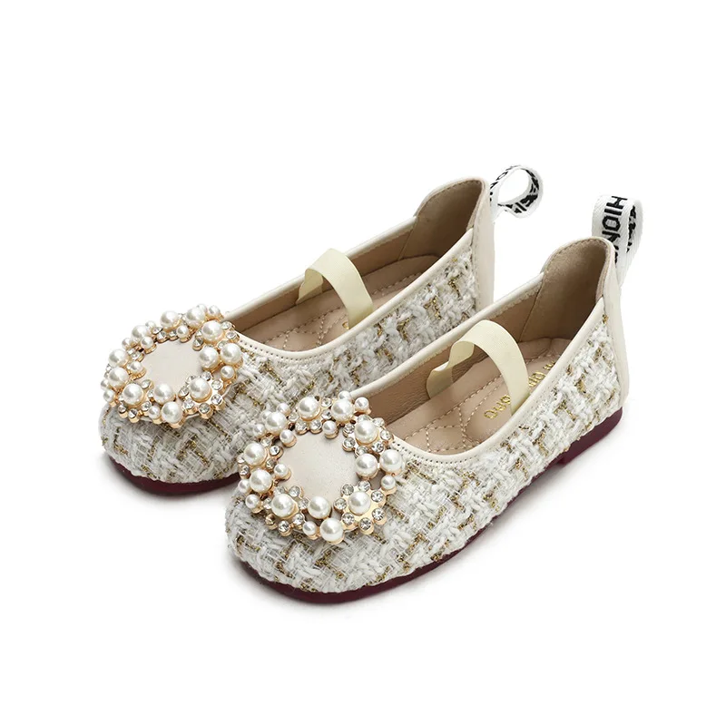 Children shoes 2021 spring new Fashion pearl bow PU leather shoes girls Soft sole single shoe Princess cute shoes
Children shoes 2021 spring new Fashion pearl bow PU leather shoes girls Soft sole single shoe Princess cute shoes
