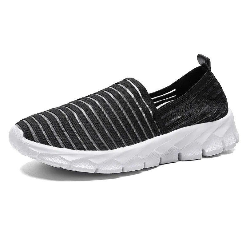 Women's breathable soft sole mother shoes, lightweight flat-bottomed, one-step-on-foot mesh shoes, sneakers
Women's breathable soft sole mother shoes, lightweight flat-bottomed, one-step-on-foot mesh shoes, sneakers