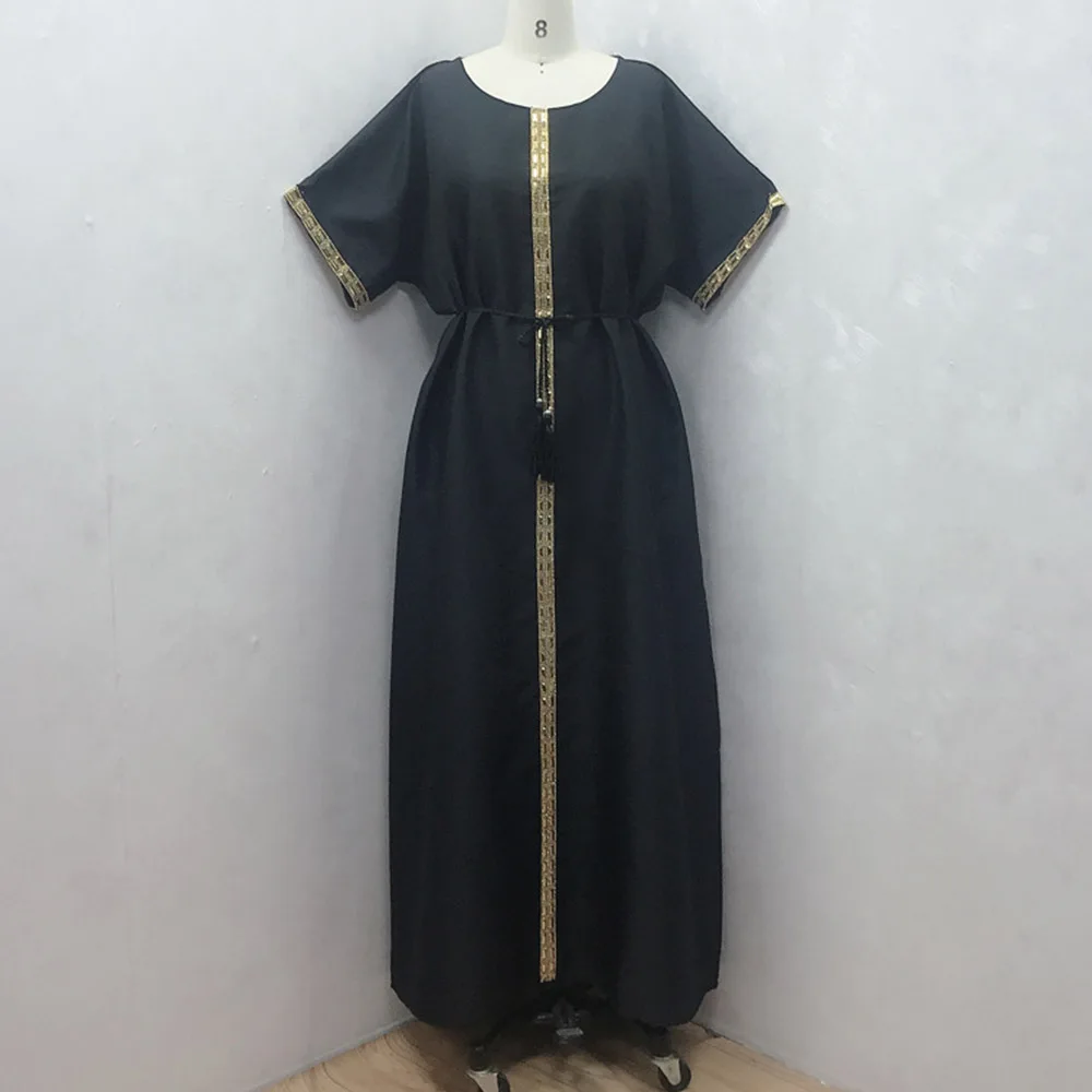 Muslim Fashion Arabian Dress for Women Africa Long Robe Casual Loose Solid Color Kaftan Dresses With Belt 2021 New Vestidos Chic
Muslim Fashion Arabian Dress for Women Africa Long Robe Casual Loose Solid Color Kaftan Dresses With Belt 2021 New Vestidos Chic