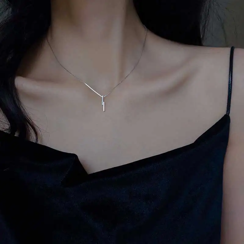S925 Silver Chocker Necklace for Women Long Geometric Pendant Neck Chain Engagement Christmas Gift Jewelry
S925 Silver Chocker Necklace for Women Long Geometric Pendant Neck Chain Engagement Christmas Gift Jewelry