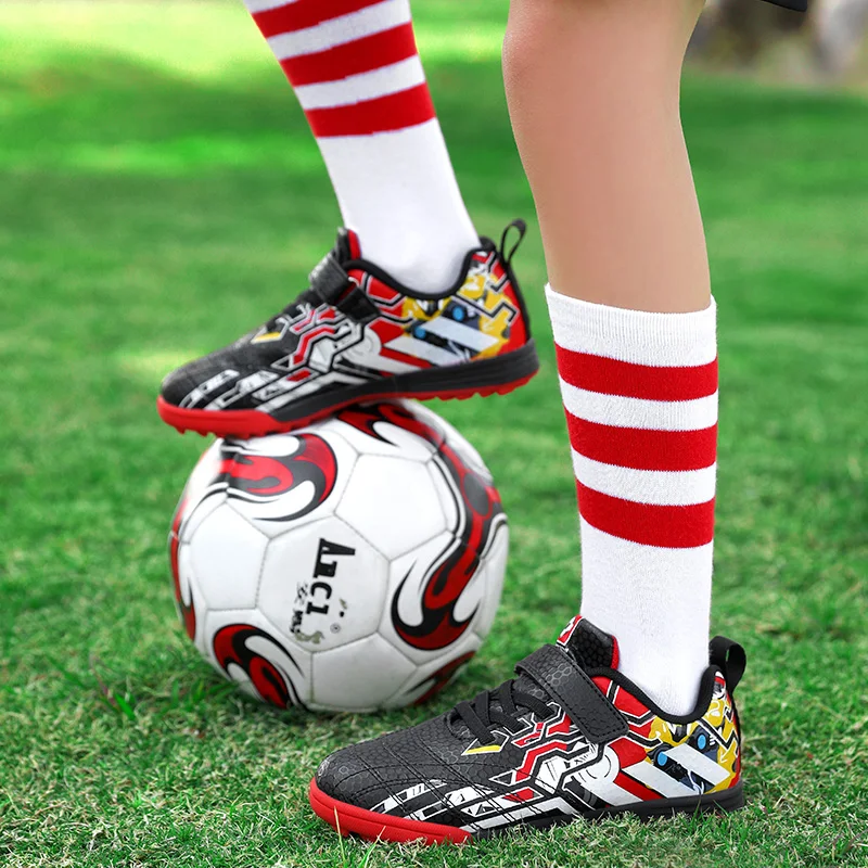 New Children Leather Soccer Cleats Outdoor Turf Football Sports Trainers Kids Shoes For Boy Youth Sneakers Chuteira Futebol
New Children Leather Soccer Cleats Outdoor Turf Football Sports Trainers Kids Shoes For Boy Youth Sneakers Chuteira Futebol