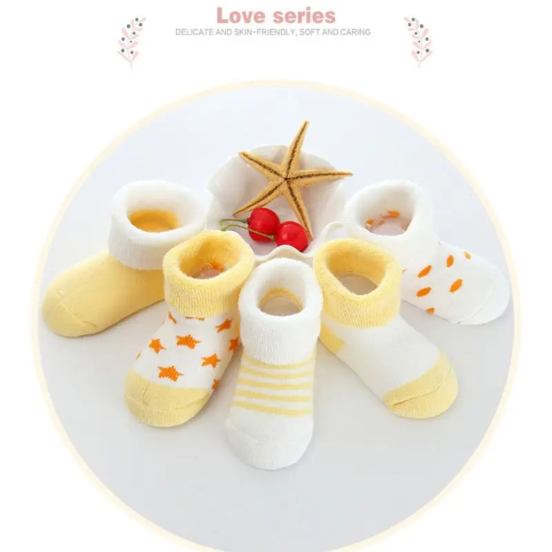 Thick infant socks children shoes socks baby blankets warm cotton socks newborns between 0-3 years old wear warm ones in winter
Thick infant socks children shoes socks baby blankets warm cotton socks newborns between 0-3 years old wear warm ones in winter