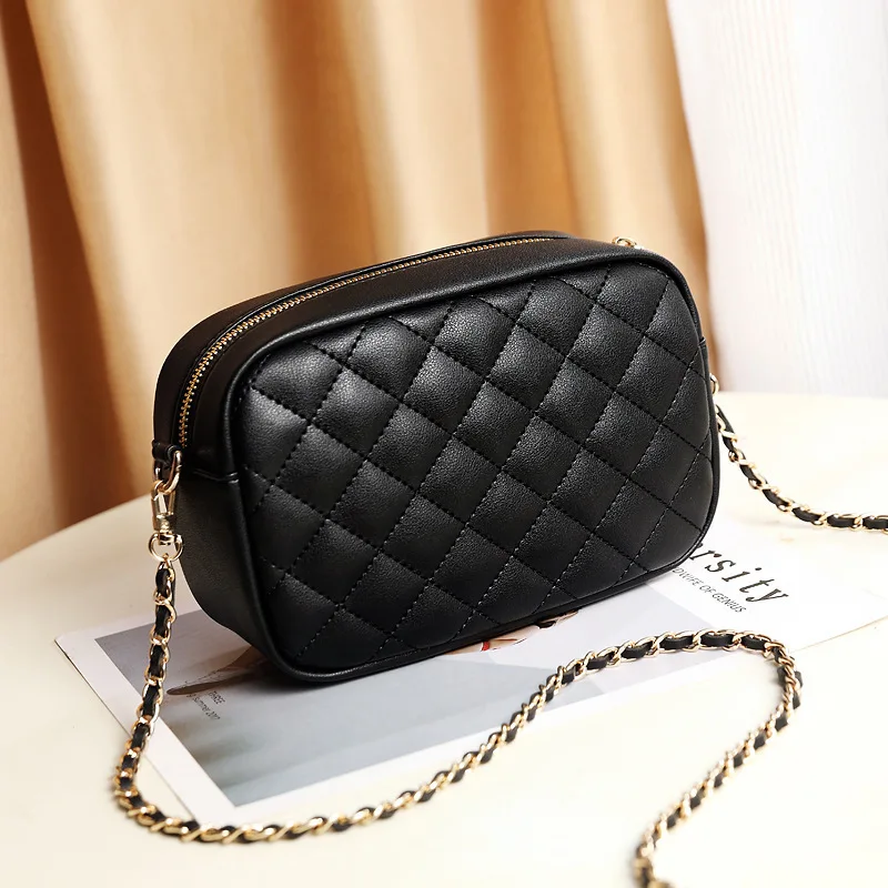 The New Diamond Chain Bag Female 2021Autumn Hot Sale Fashion Trend Single Shoulder Bag Female Simple and Versatile Messenger Bag
The New Diamond Chain Bag Female 2021Autumn Hot Sale Fashion Trend Single Shoulder Bag Female Simple and Versatile Messenger Bag