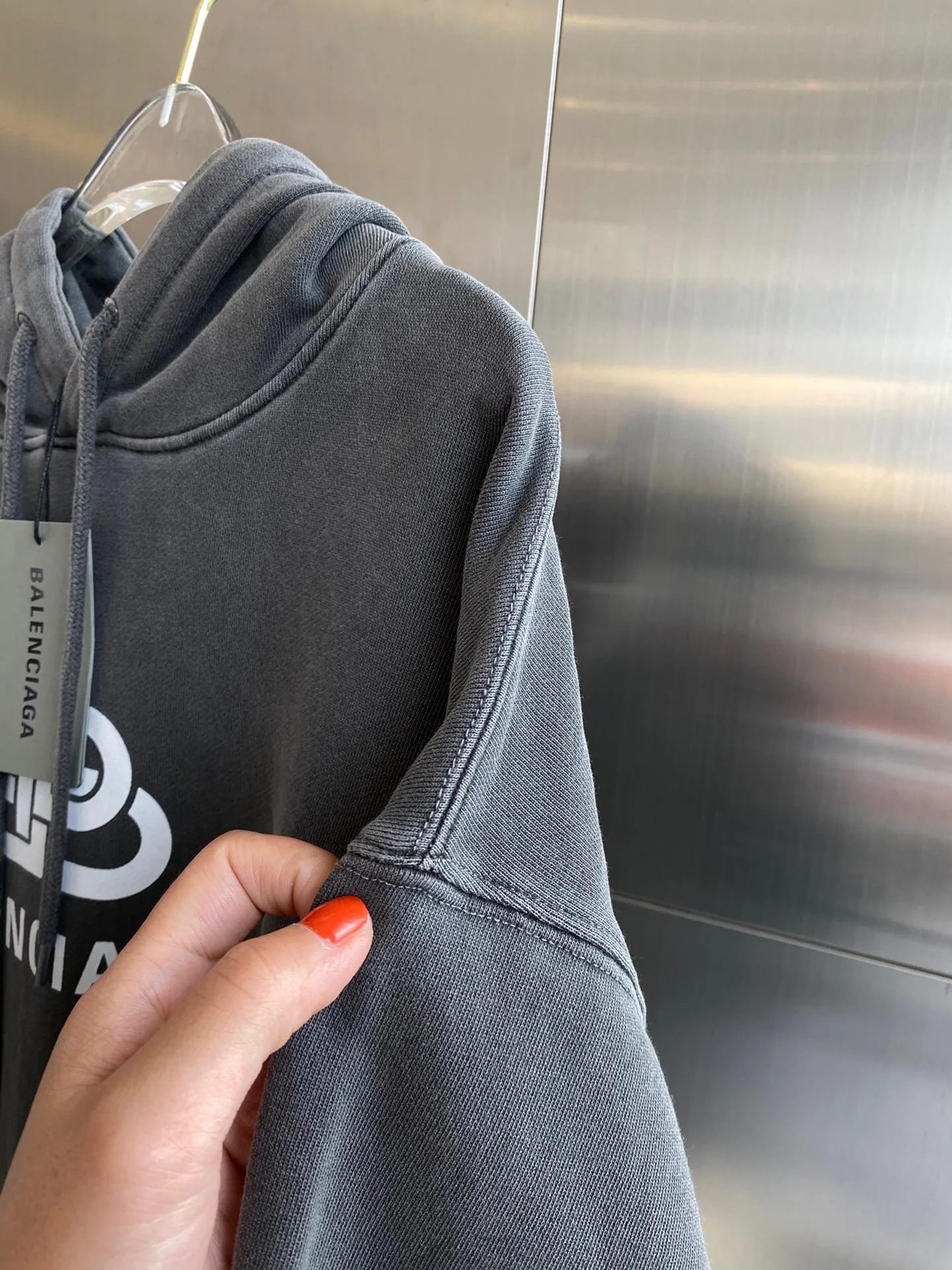 2021 Autumn New Women Luxury Letter Pattern Pullovers Female Fashion Casual Brand Hoodies Ladies Solid color Loose Increase Tops 
2021 Autumn New Women Luxury Letter Pattern Pullovers Female Fashion Casual Brand Hoodies Ladies Solid color Loose Increase Tops