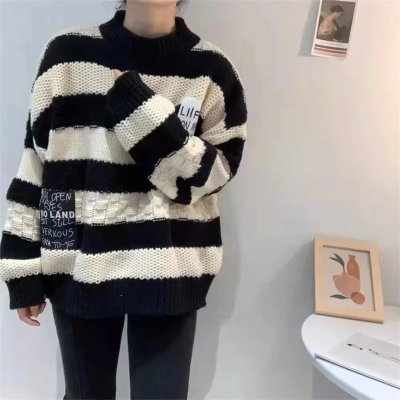 Stripe Splicing Knitted Sweater Women Elegant Lazy Oaf Coarse Yarn Striped Cashmere Pullovers Coat Long Sleeve Female Jumpers
Stripe Splicing Knitted Sweater Women Elegant Lazy Oaf Coarse Yarn Striped Cashmere Pullovers Coat Long Sleeve Female Jumpers