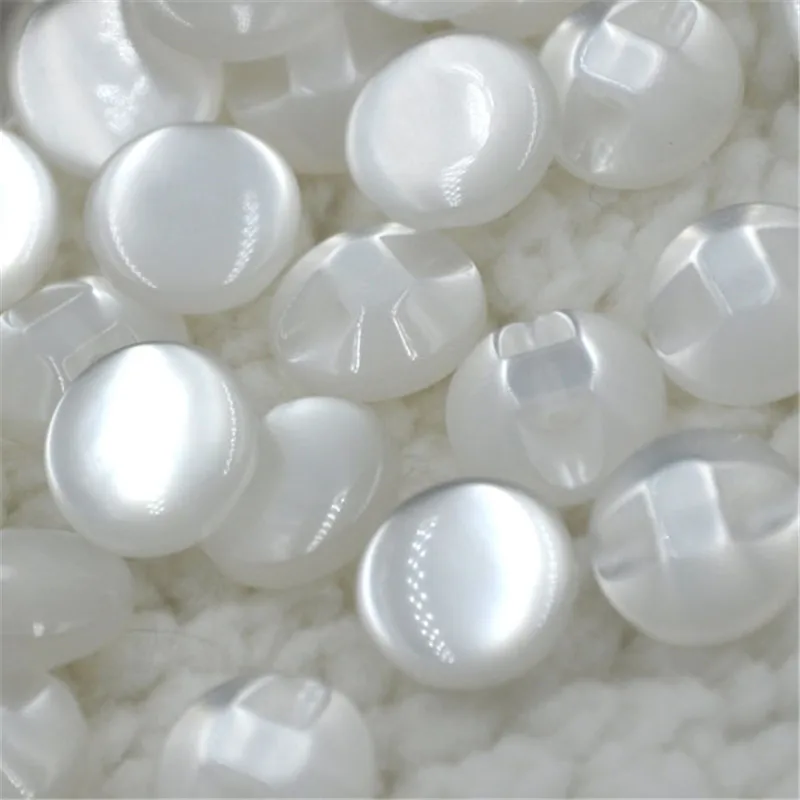 100pcs White Color Child Clothes Candy Color Eye Cat Stone Button/Sewing lots PT82
100pcs White Color Child Clothes Candy Color Eye Cat Stone Button/Sewing lots PT82