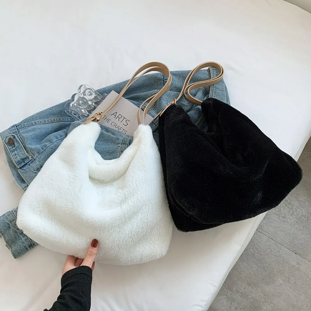 Women Plush Underarm Shoulder Bags Pure Color Casual Large Capacity Shopping Bags Tote New Fashion Female Top Handle Handbags
Women Plush Underarm Shoulder Bags Pure Color Casual Large Capacity Shopping Bags Tote New Fashion Female Top Handle Handbags