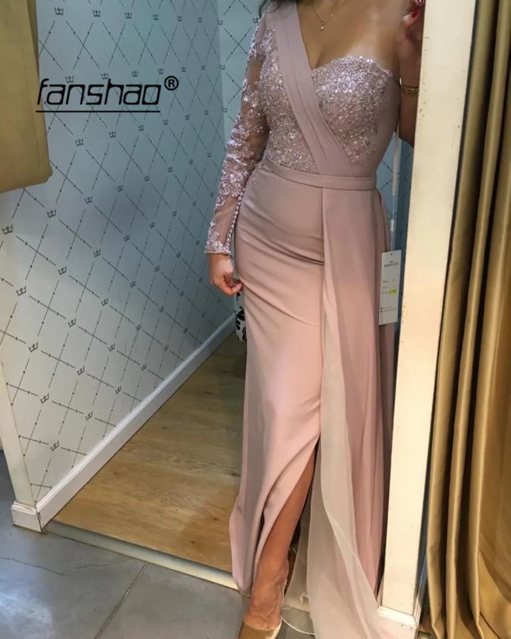 One Shoulder Evening Dresses Sweetheart Long Sleeve Chiffon Appliques Slit Evening Dress Mermaid Prom Dress abendkleider
One Shoulder Evening Dresses Sweetheart Long Sleeve Chiffon Appliques Slit Evening Dress Mermaid Prom Dress abendkleider