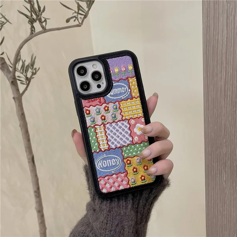 

Fashion Embroidery Grid Pattern Flowers Female Soft Case For Iphone 11 12 13 Pro Max 7 8 Plus Xr X Xs Se 2020 Phone Cover Fundas