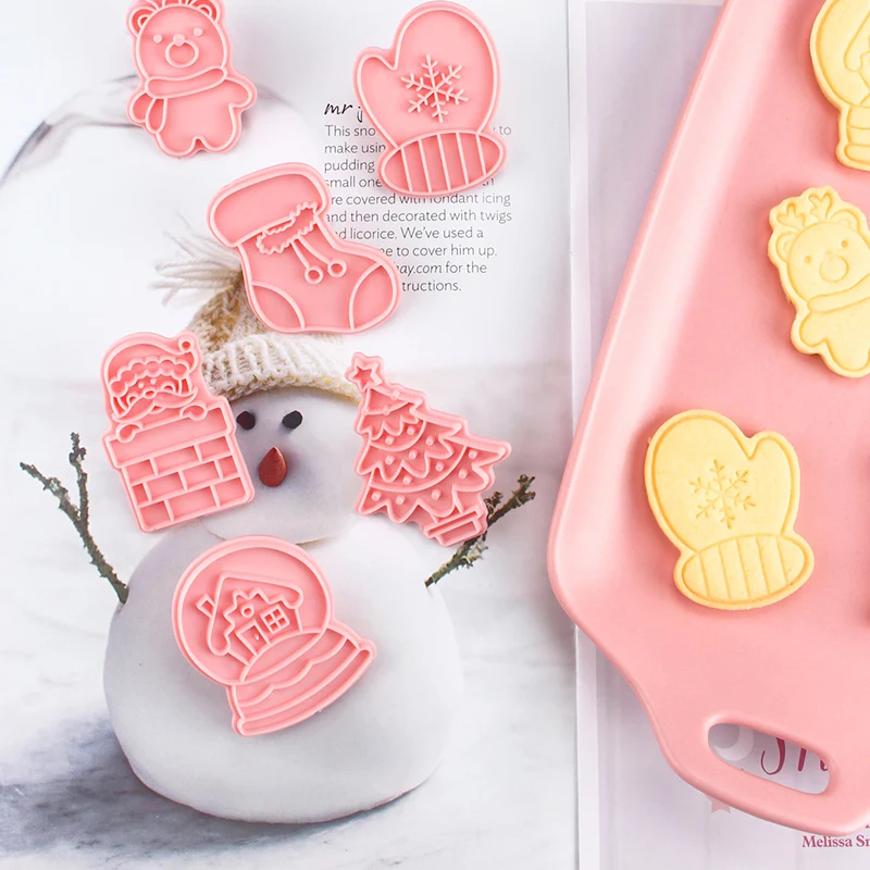 6Pcs/set Christmas Cartoon Shape Cookie Fondant Cutter Cookie Molds DIY Christmas Tree Decorating Baking Cooking Tools
6Pcs/set Christmas Cartoon Shape Cookie Fondant Cutter Cookie Molds DIY Christmas Tree Decorating Baking Cooking Tools