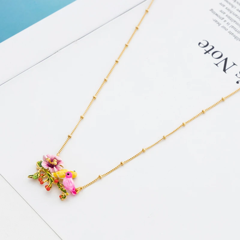 Jaeeyin 2021 New Arrive Trendy Unusual Personality Creative Temperament Exquisite Enamel Decorate Necklace for Lady Girls Party
Jaeeyin 2021 New Arrive Trendy Unusual Personality Creative Temperament Exquisite Enamel Decorate Necklace for Lady Girls Party