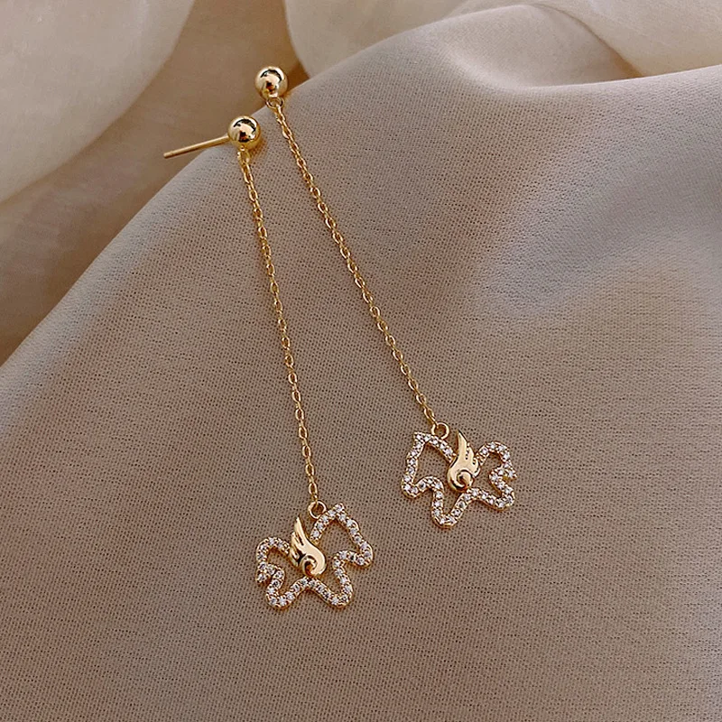 Висячие серьги с изображением персонажей мультфильмов Egasus, женские, детские, 2020, новые темпераментные серьги в виде лошадей, животных, ювели...
Висячие серьги с изображением персонажей мультфильмов Egasus, женские, детские, 2020, новые темпераментные серьги в виде лошадей, животных, ювели...