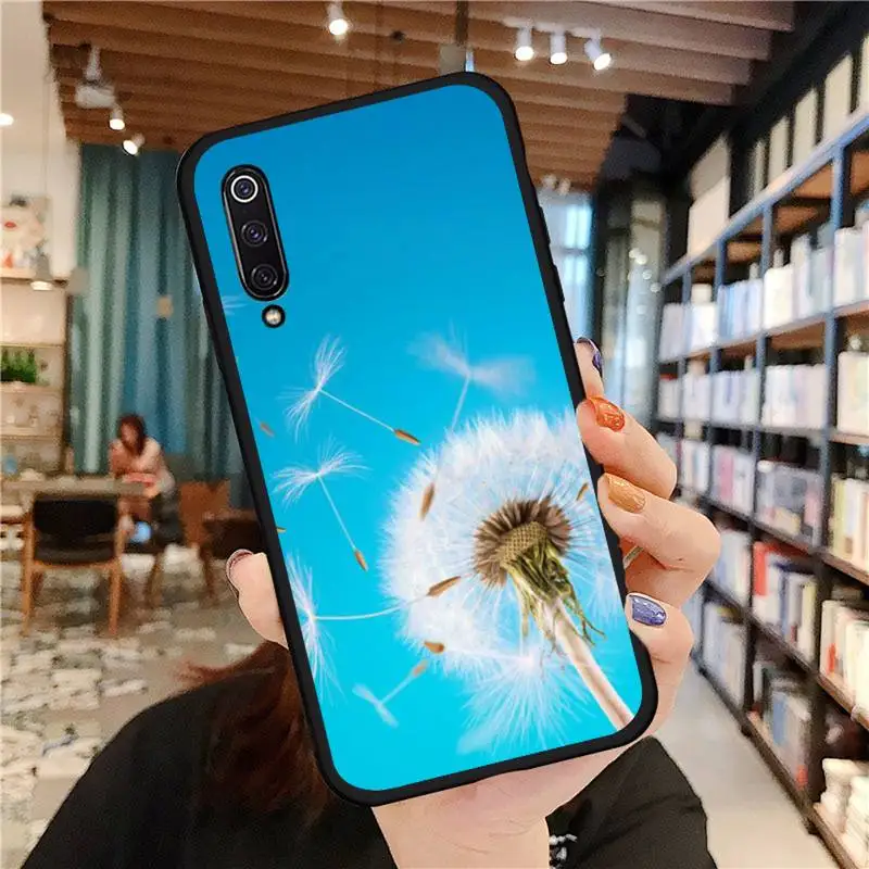 Dandelion flying flower Phone Case black For Xiaomi Redmi mi note 7 8t 9 9t 9s 8 10 10t 11 pro lite K20 max 3
Dandelion flying flower Phone Case black For Xiaomi Redmi mi note 7 8t 9 9t 9s 8 10 10t 11 pro lite K20 max 3