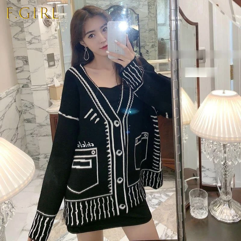Loose Streetwear Cardigan Women Korean Chic Jacquard Striped Knitted Sweater Coat 2021 Nea Fashion Black White Knitwear
Loose Streetwear Cardigan Women Korean Chic Jacquard Striped Knitted Sweater Coat 2021 Nea Fashion Black White Knitwear