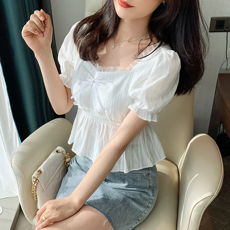 White Short Puff Sleeve Women's Blouse Summer Elegant Lace Stitching Square Collar Short Tops Fashion Bow Ladies Blouses
White Short Puff Sleeve Women's Blouse Summer Elegant Lace Stitching Square Collar Short Tops Fashion Bow Ladies Blouses