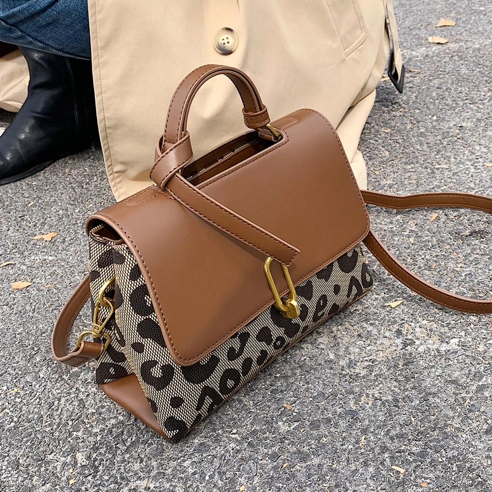 Burminsa Vintage Leopard Print Small Women Handbags Short Handle Brand Designer Roomy Work Ladies Shoulder Crossbody Bags 2021
Burminsa Vintage Leopard Print Small Women Handbags Short Handle Brand Designer Roomy Work Ladies Shoulder Crossbody Bags 2021