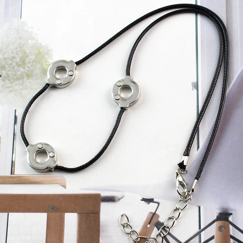 Itachi Necklace Cosplay 3 Loops Akatsuki Uchiha Necklaces & Pendants Jewelry Choker Chain As Gift
Itachi Necklace Cosplay 3 Loops Akatsuki Uchiha Necklaces & Pendants Jewelry Choker Chain As Gift