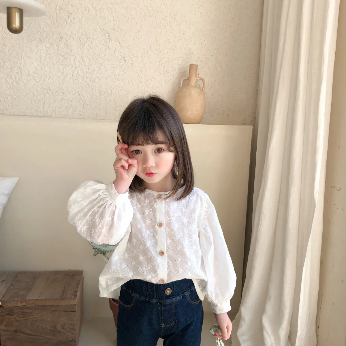 Kids Shirts for Girls 2021 Spring New Toddler Girls Korean Puff Sleeve Short Blouse Child Clothes Baby New Arrival White Shirts
Kids Shirts for Girls 2021 Spring New Toddler Girls Korean Puff Sleeve Short Blouse Child Clothes Baby New Arrival White Shirts
