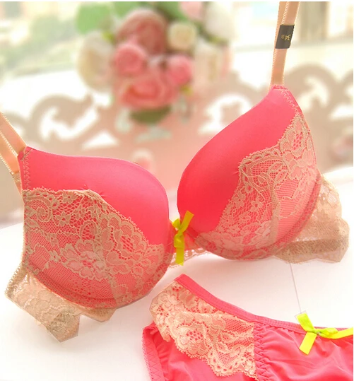 Ropa interior ropa interior de la marca de las mujeres Bras B Copa C lenceria con Sexy de encaje de lenceria conjuntos
Ropa interior ropa interior de la marca de las mujeres Bras B Copa C lenceria con Sexy de encaje de lenceria conjuntos