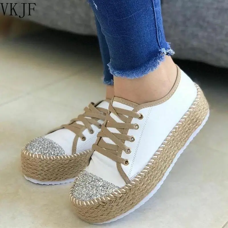 Women Shoes Flats Leather Sneakers Women 2021 Comfortable Female Casual Walking Footwear Fashion Large Size Loafers Shoes Women
Women Shoes Flats Leather Sneakers Women 2021 Comfortable Female Casual Walking Footwear Fashion Large Size Loafers Shoes Women