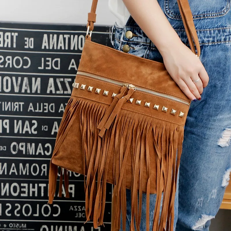 Lady Casual Tassel Bags Vintage Rivet Shoulder Bag Crossbody For Fashion HandBags Solid color Trending Messenger Bags
Lady Casual Tassel Bags Vintage Rivet Shoulder Bag Crossbody For Fashion HandBags Solid color Trending Messenger Bags