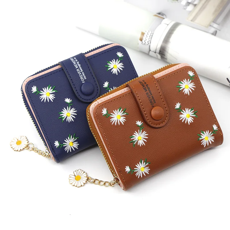 Personality Ms Short Zipper Buckle Wallet Handbag Coin Cash Wallet Embroidered Women's Card Bag Purse For Manufacturer Wholesale
Personality Ms Short Zipper Buckle Wallet Handbag Coin Cash Wallet Embroidered Women's Card Bag Purse For Manufacturer Wholesale