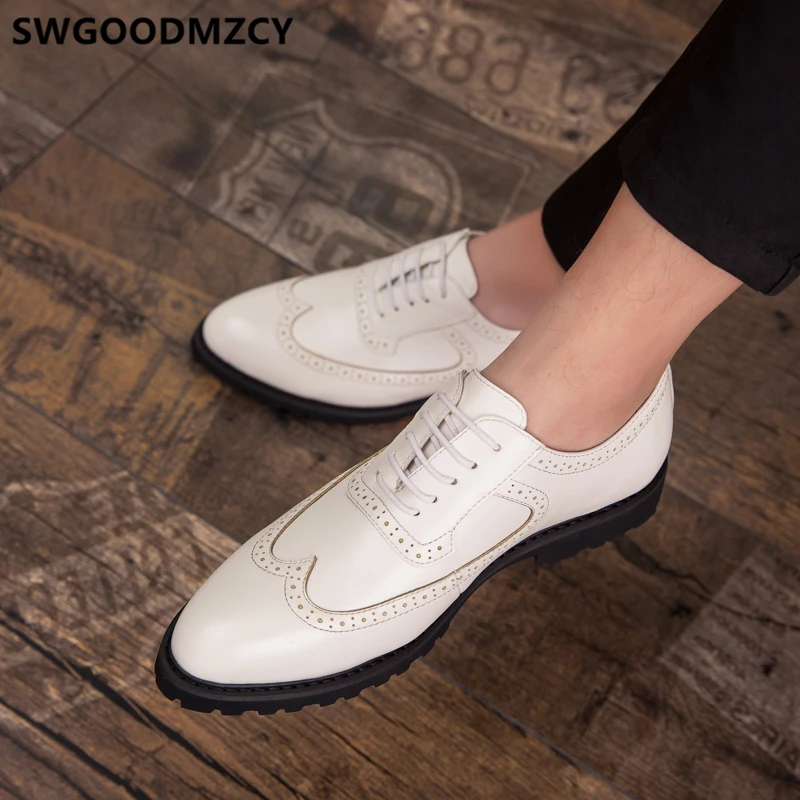 Classic Shoes Men Formal Dress Brogue Shoes Men Classic Coiffeur Italian Brand Men Wedding Dress Shoes Leather Dress Buty Meskie
Classic Shoes Men Formal Dress Brogue Shoes Men Classic Coiffeur Italian Brand Men Wedding Dress Shoes Leather Dress Buty Meskie