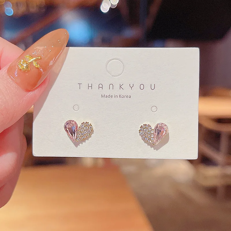925 Silver New Asymmetry Inlay Rhinestone Pink Heart-shaped Stud Earrings For Women Girls Party Fashion Cute Jewelry Earring
925 Silver New Asymmetry Inlay Rhinestone Pink Heart-shaped Stud Earrings For Women Girls Party Fashion Cute Jewelry Earring