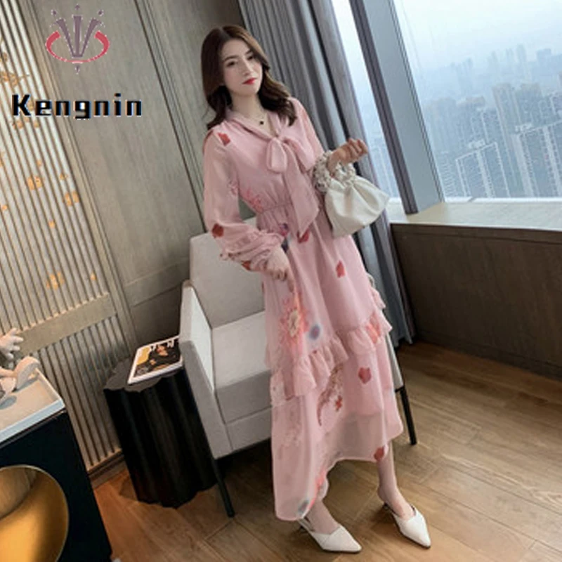 Vintage Cute V-Neck Chiffon Women Dress 2021 Spring Summer Ladies Vestidos Girlfriend Outfit Pink Color Robe Dress KE892 
Vintage Cute V-Neck Chiffon Women Dress 2021 Spring Summer Ladies Vestidos Girlfriend Outfit Pink Color Robe Dress KE892