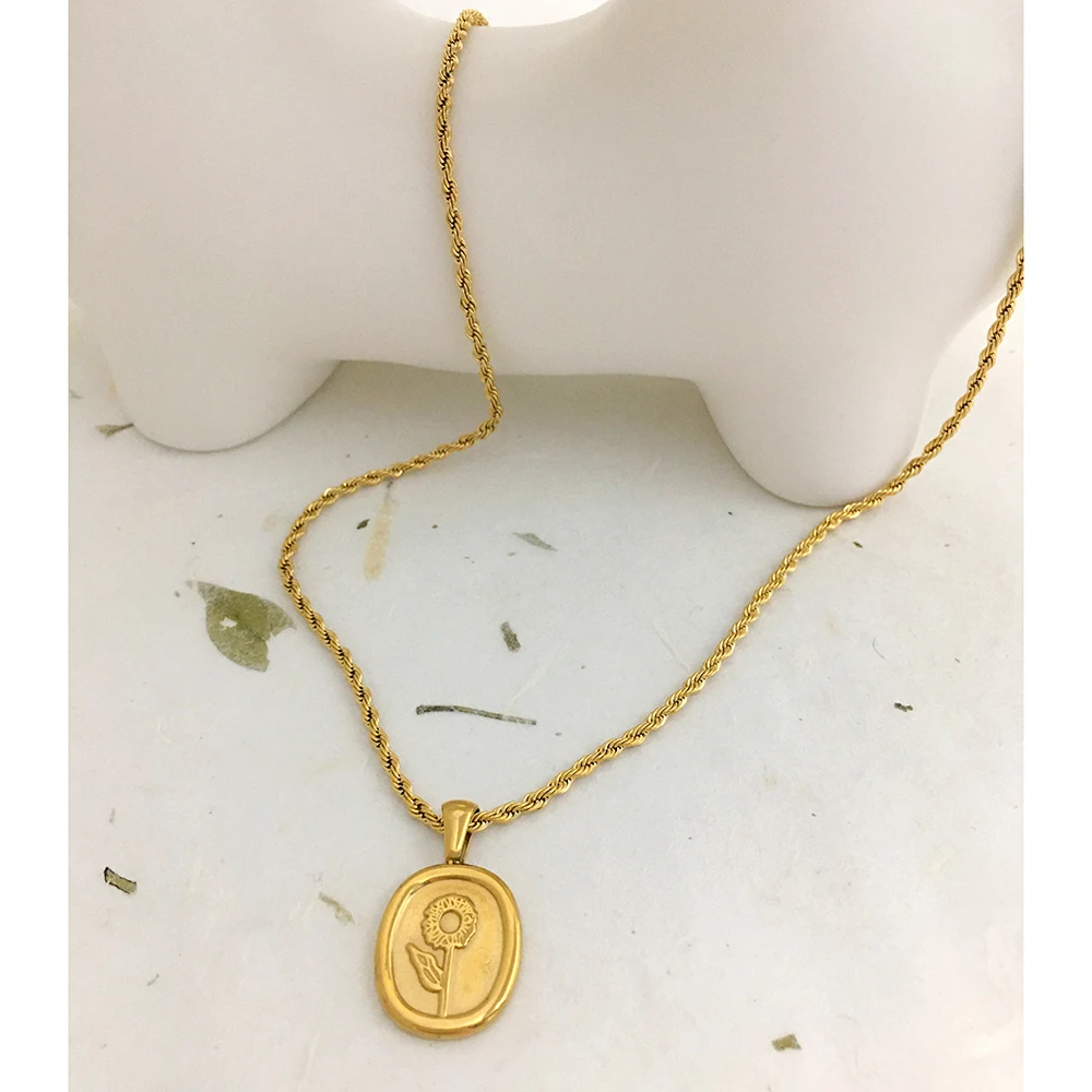 Monlansher Sunflower Geometric Oval Pendant Necklace Gold Color Titanium Steel Chain Necklaces French Vintage Necklaces Jewelry
Monlansher Sunflower Geometric Oval Pendant Necklace Gold Color Titanium Steel Chain Necklaces French Vintage Necklaces Jewelry