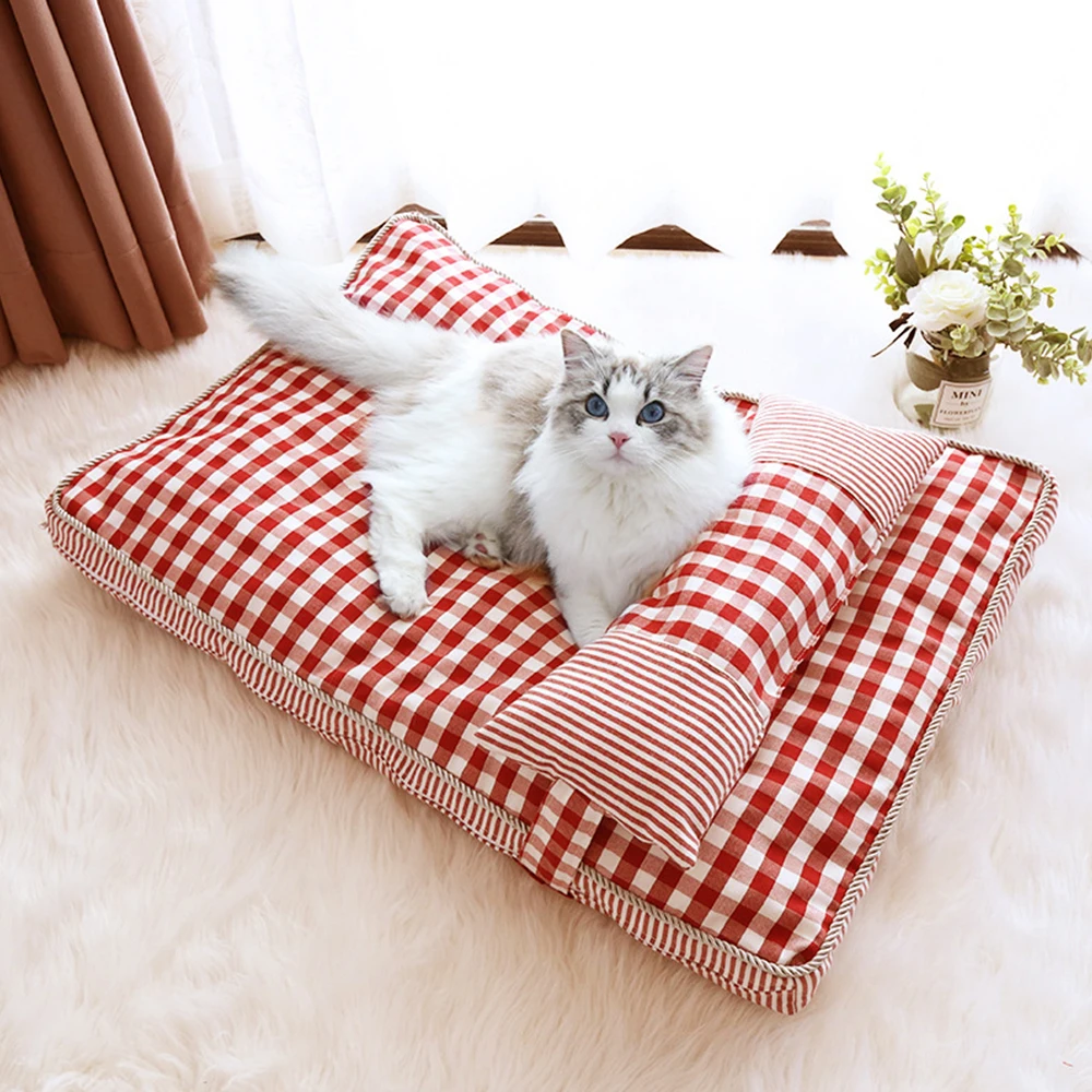 Pet Sleeping Mat Cat Dog Bed with Pillow Thickened Pet Soft Wool Mat Blanket Mmattress Household Portable Washable Warm Carpet
Pet Sleeping Mat Cat Dog Bed with Pillow Thickened Pet Soft Wool Mat Blanket Mmattress Household Portable Washable Warm Carpet