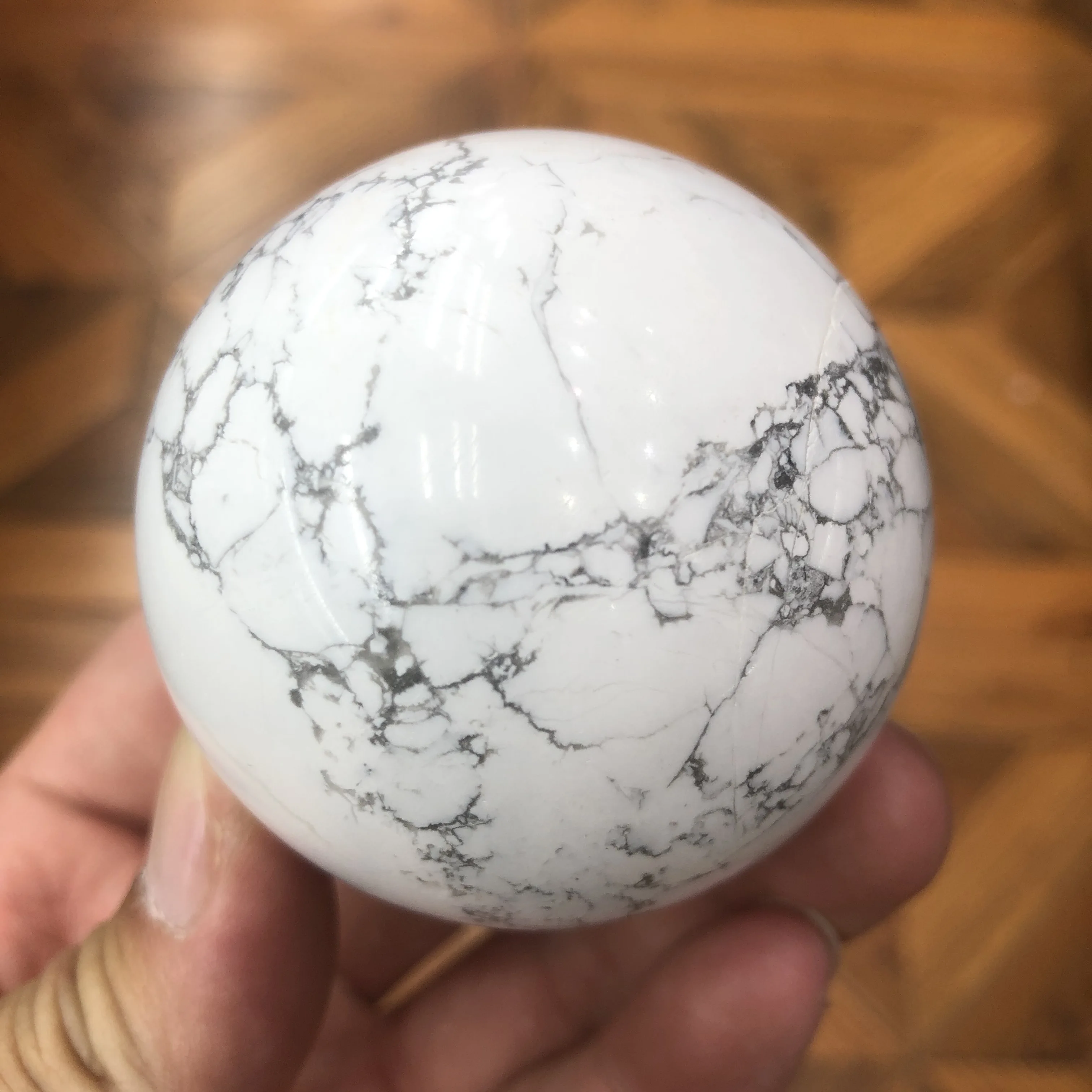 1pc Natural Crystals Quartz Howlite Sphere Ball Energy Reiki Stones Room Home Office Aquarium Decoration Accessories Gemstone
1pc Natural Crystals Quartz Howlite Sphere Ball Energy Reiki Stones Room Home Office Aquarium Decoration Accessories Gemstone