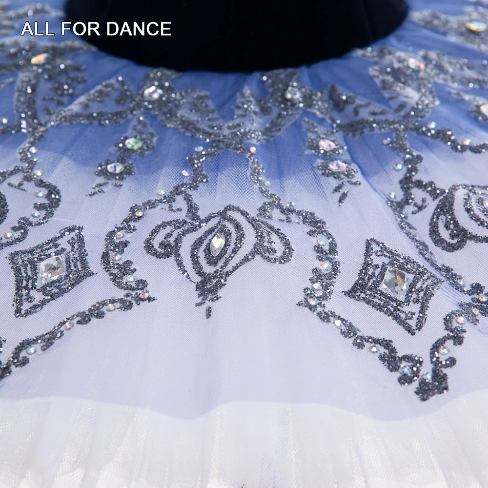 Top Quality Child and Adult Customized Professional Ballet Dance Costume Pancake Tutu Velvet Bodice with White Tutu Skirt B20032
Top Quality Child and Adult Customized Professional Ballet Dance Costume Pancake Tutu Velvet Bodice with White Tutu Skirt B20032