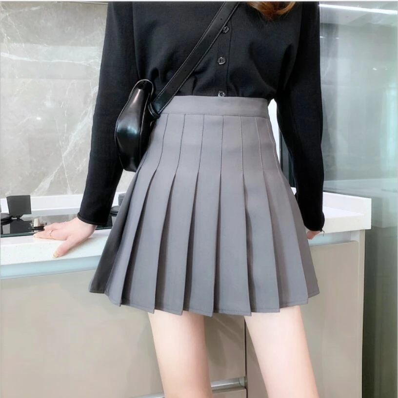 Women High Waist Pleated Skirt Female Fashion Mini Dance Skirt Side Button High Waist School Skirts Cosplay Costumes
Women High Waist Pleated Skirt Female Fashion Mini Dance Skirt Side Button High Waist School Skirts Cosplay Costumes