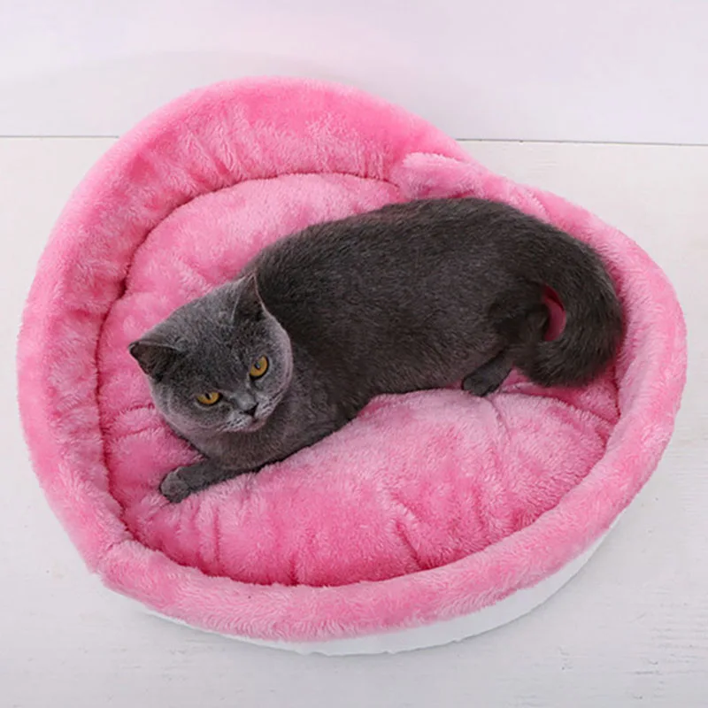 Small And Medium-Sized Nest Dog Bed Heart-Shaped Mat Cat's House Universal In All Seasons Pet Accessories French Bulldog Kennel
Small And Medium-Sized Nest Dog Bed Heart-Shaped Mat Cat's House Universal In All Seasons Pet Accessories French Bulldog Kennel