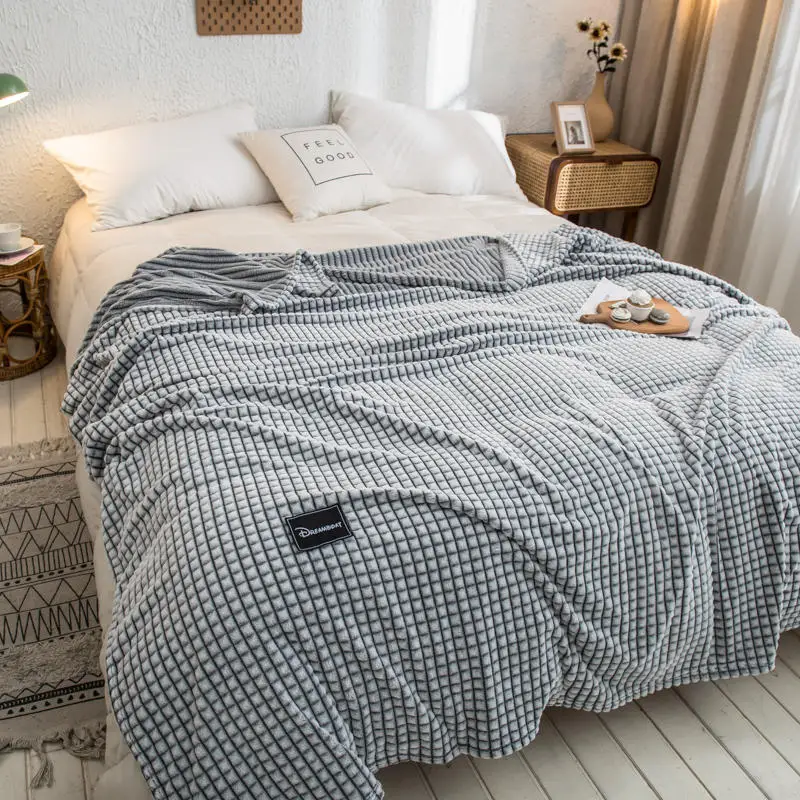 Flannel Plaid for Beds Coral Fleece Blankets Gray Color Plaids Single Flannel Bedspreads Soft Warm Blankets for Bed Blankets
Flannel Plaid for Beds Coral Fleece Blankets Gray Color Plaids Single Flannel Bedspreads Soft Warm Blankets for Bed Blankets