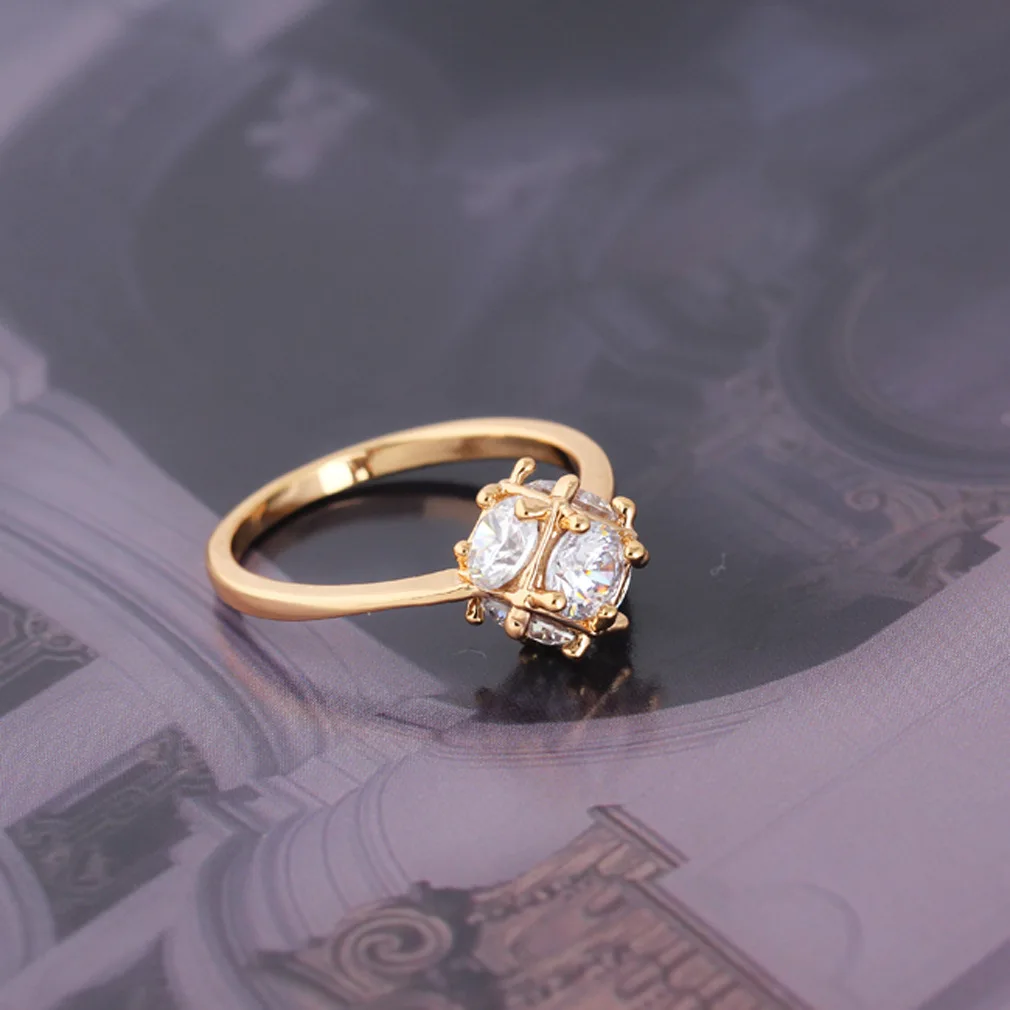Female Wedding Ring Classic Shining Square Zircon Metal Twisted Fashion Thin Finger Ring For Woman Wedding Jewelry
Female Wedding Ring Classic Shining Square Zircon Metal Twisted Fashion Thin Finger Ring For Woman Wedding Jewelry